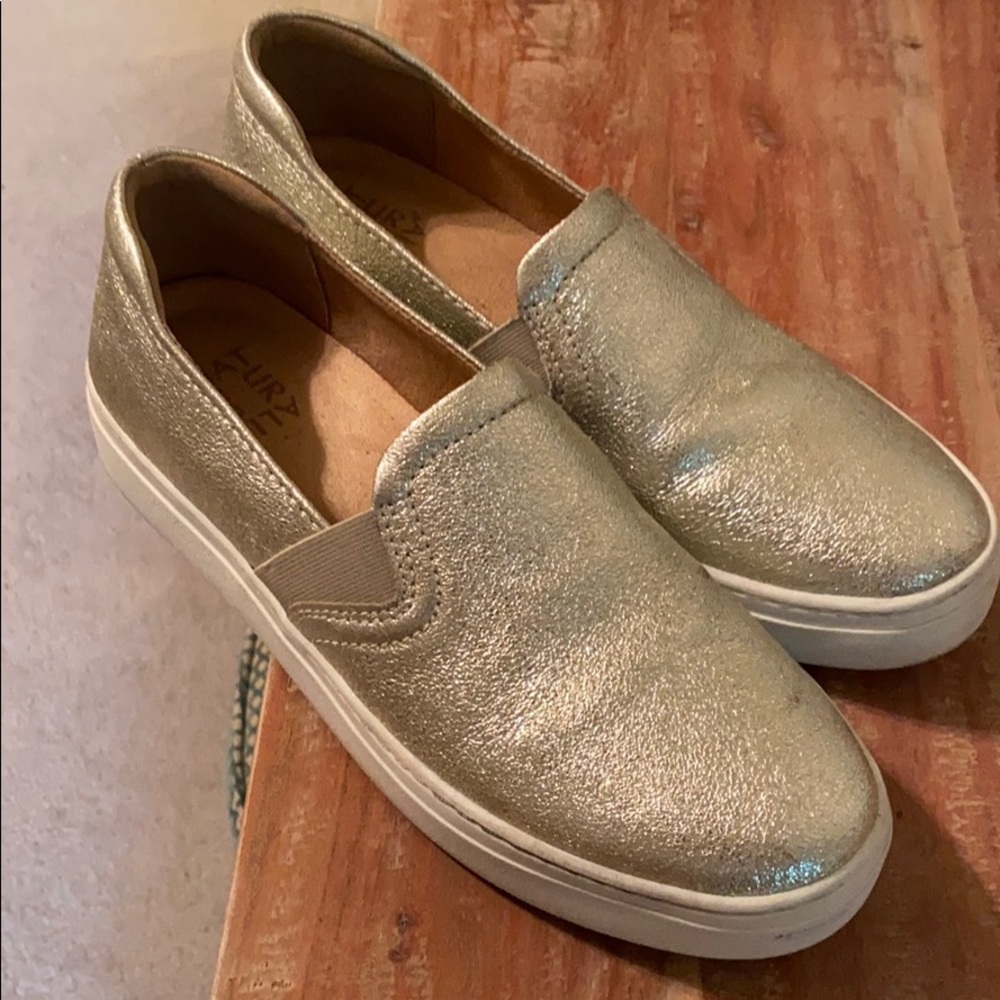 Naturalizar gold shimmer slip ons